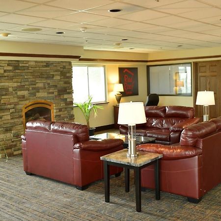 Baymont Inn & Suites By Wyndham Lincoln Ne Exterior photo